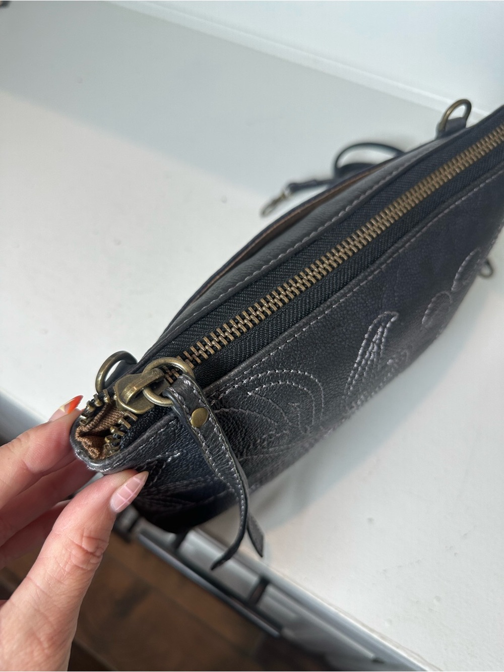 Frye Shoulder Bag + Crossbody Strap Dark Brown Leather Embroidered Purse - Picture 5 of 8